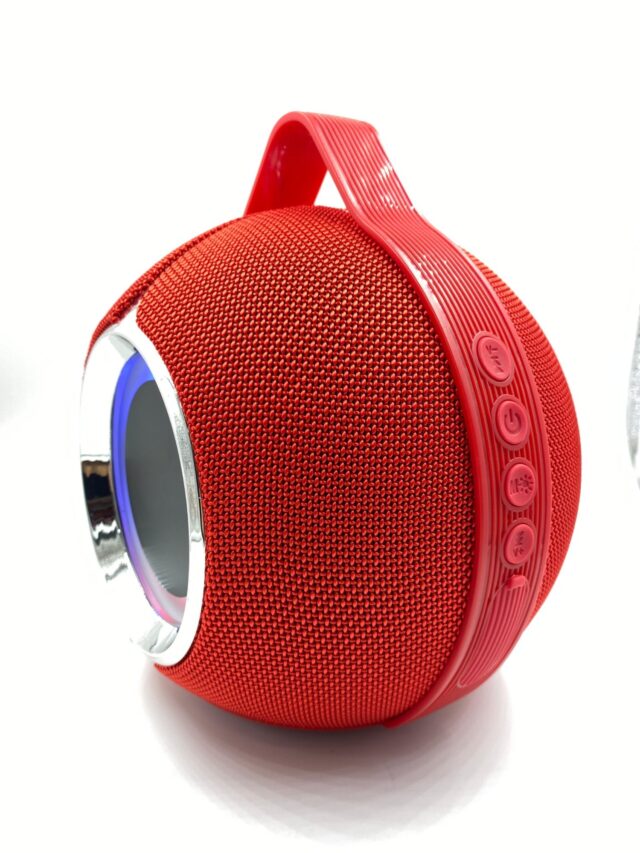 Bocina Bluetooth portátil roja con Bluetooth 5.0, batería de 1200 mAh para 5-6 horas, luces integradas, entrada USB y lector de tarjeta TF, sonido con énfasis en bajos, para picnic y viajes, foto 4 de 4