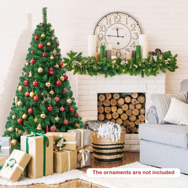 Árbol de Navidad artificial de PVC de 1,8 m con diseño clásico de pino, base de metal estable, para interiores y exteriores, sin luces para decorar a tu gusto, tamaño compacto para espacios pequeños, foto 4 de 6