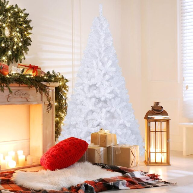 Árbol de Navidad artificial blanco de 7 pies (213.4 cm) de PVC con soporte, fácil de armar en 3 piezas, para decoración navideña en interior y exterior, con pies de plástico que protegen el suelo, foto 1 de 5