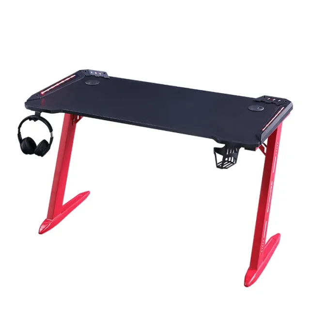 Escritorio gamer rojo y negro con marco metálico en Z, superficie amplia para monitor y periféricos, ideal para estaciones de juego, foto 5 de 6